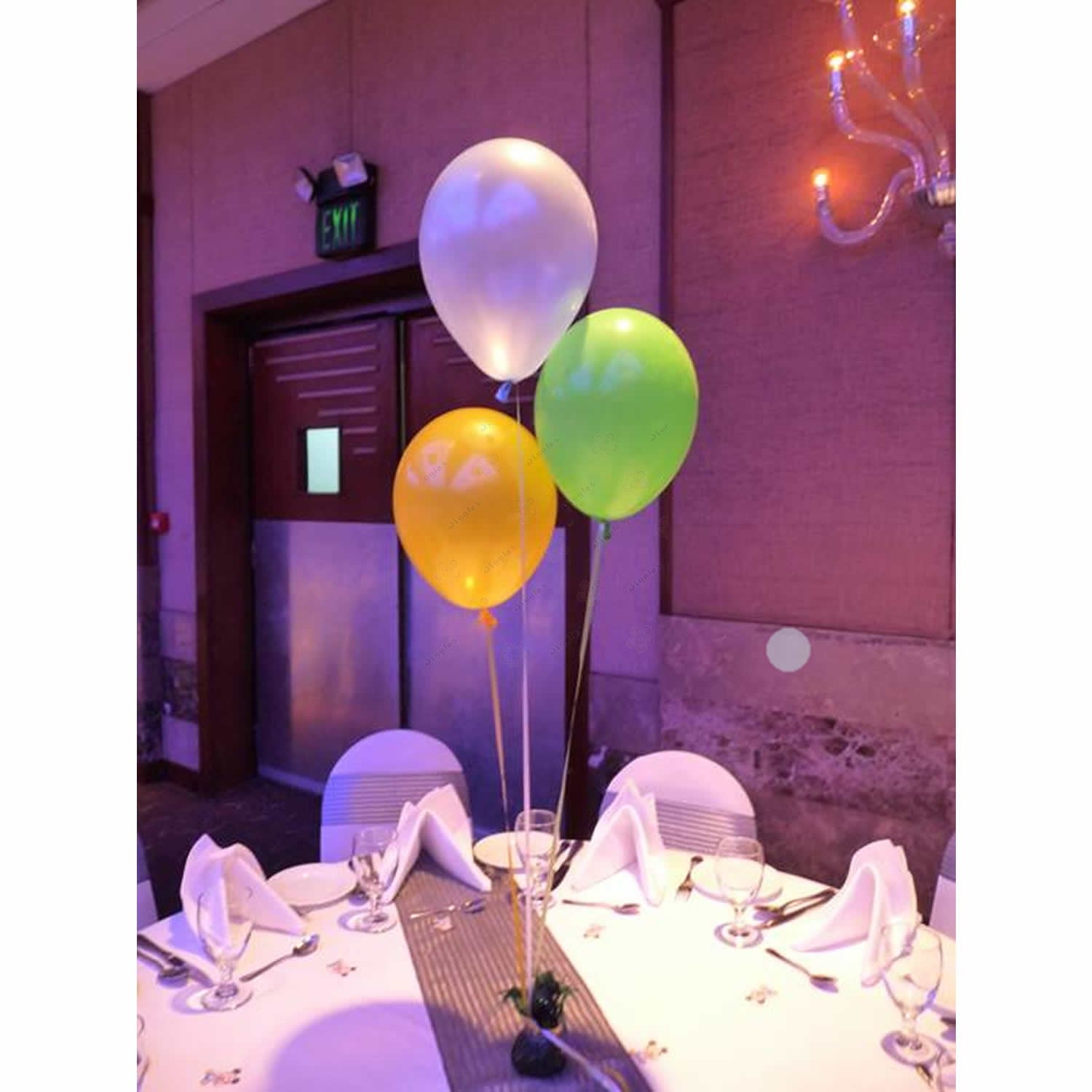 Table Setup Bouquet 2 – Jiggles Party Store