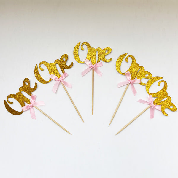 One Letters Cup Cake Topper Gold